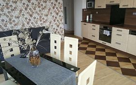 Tisza Parti Luxus Apartman